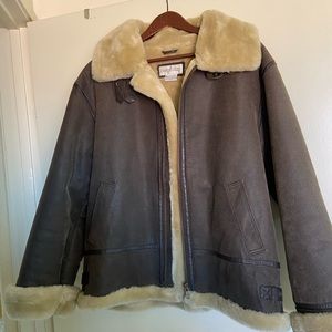Women’s acrylic pile lined leather jacket ~ Size L